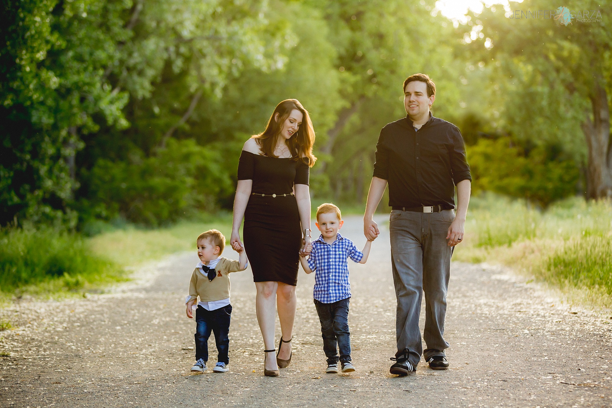 The Moffitt Family Photo Session at Golden Ponds Nature Area in Longmont, Colorado.