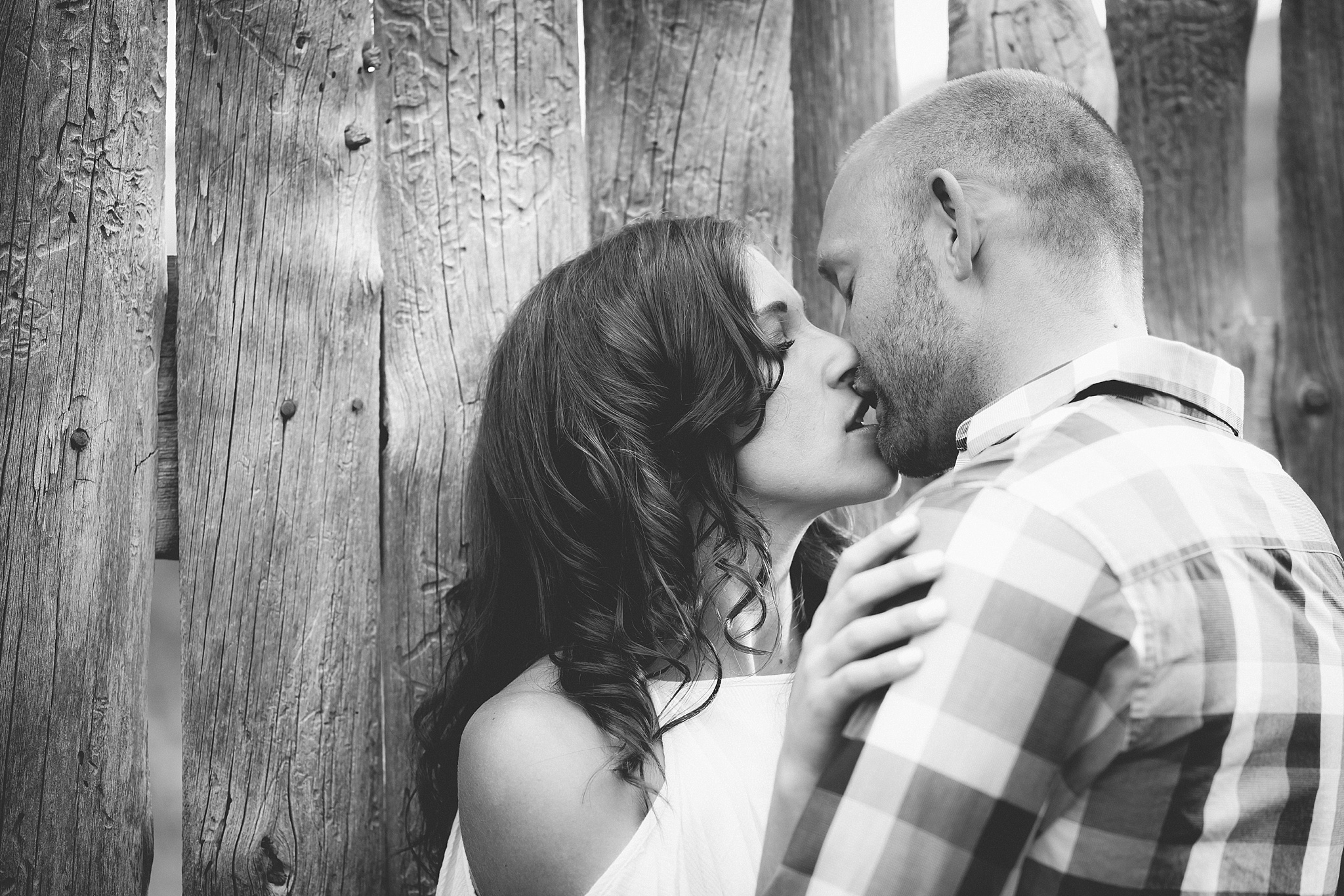 Fort Collins Engagement Photos by Jennifer Garza Photography, Horsetooth Reservoir Engagement Photos, Horsetooth Reservoir Engagement Photography, Fort Collins Engagement, Fort Collins Engagement Photography, Soderberg Trail Engagement, Colorado Engagement, Colorado Engagement Photos, Engagement Photography, Colorado Engagement Photographer