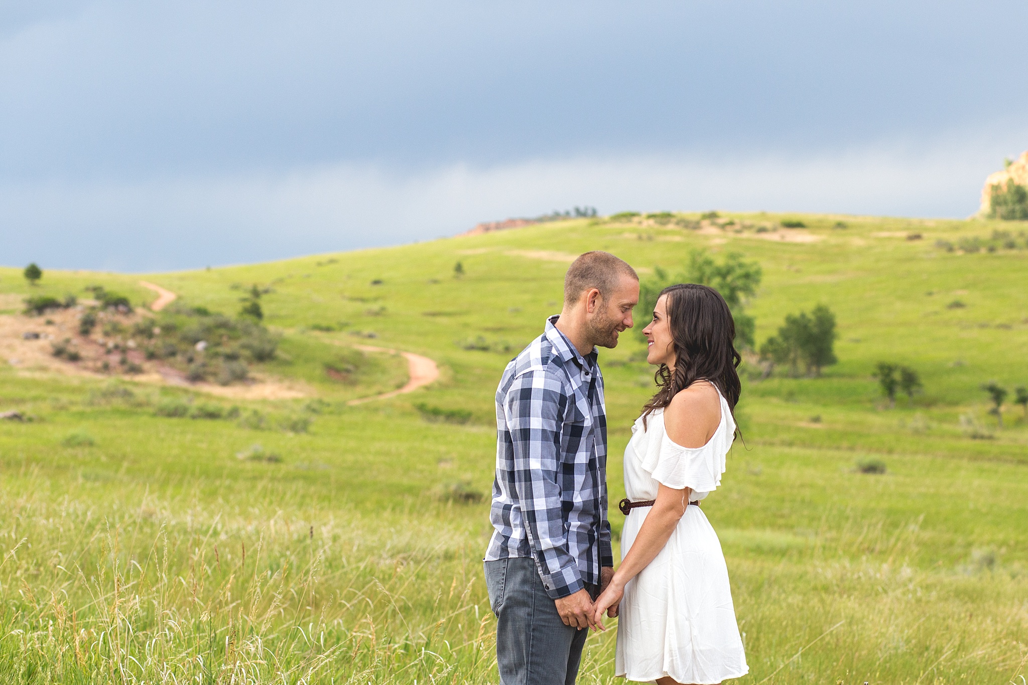 Fort Collins Engagement Photos by Jennifer Garza Photography, Horsetooth Reservoir Engagement Photos, Horsetooth Reservoir Engagement Photography, Fort Collins Engagement, Fort Collins Engagement Photography, Soderberg Trail Engagement, Colorado Engagement, Colorado Engagement Photos, Engagement Photography, Colorado Engagement Photographer